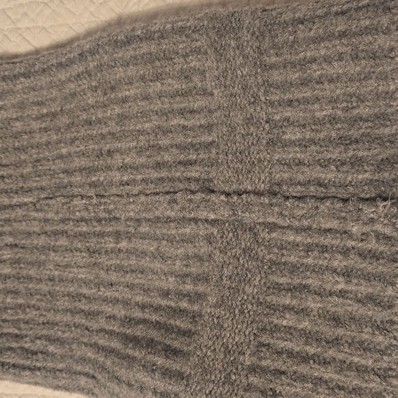 Steve Madden Beanie - Picture 7 of 9